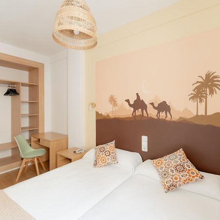 Hotel Internacional Benidorm Kültér fotó