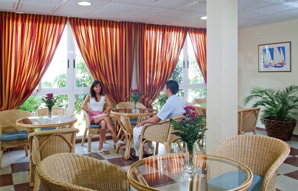 Hotel Internacional Benidorm Kültér fotó