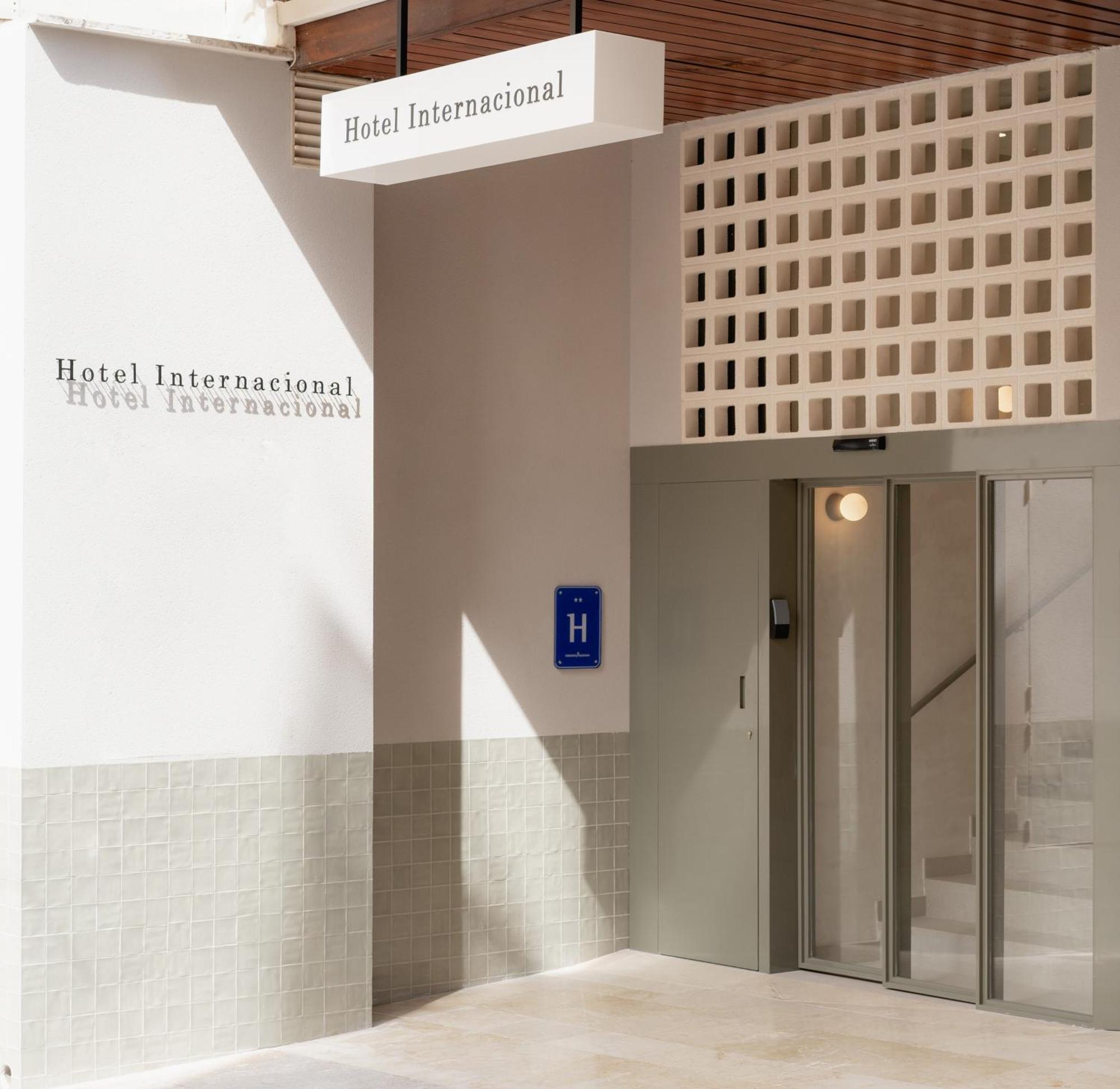 Hotel Internacional Benidorm Kültér fotó