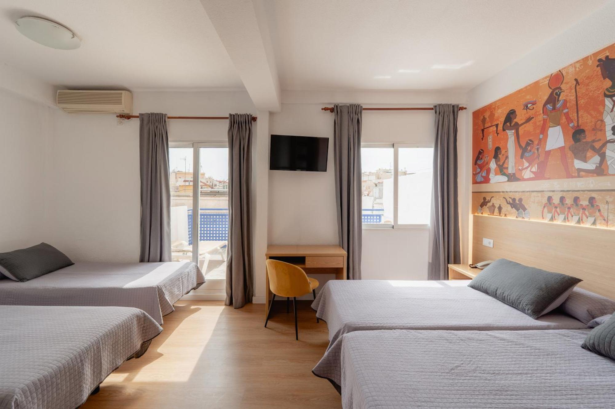 Hotel Internacional Benidorm Kültér fotó